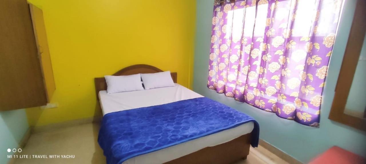 Hotel Nakshatra Ooty Esterno foto