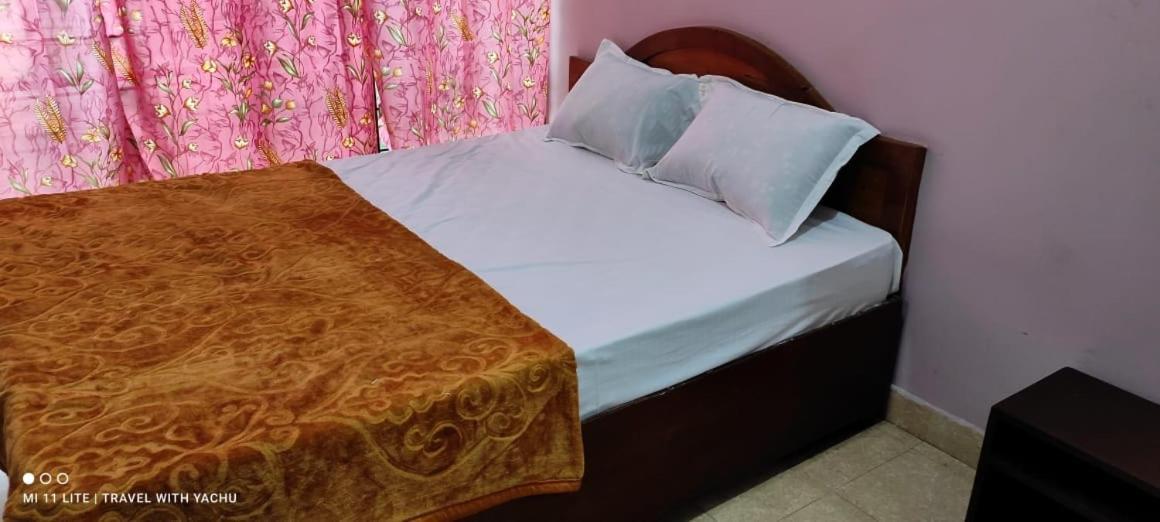 Hotel Nakshatra Ooty Esterno foto