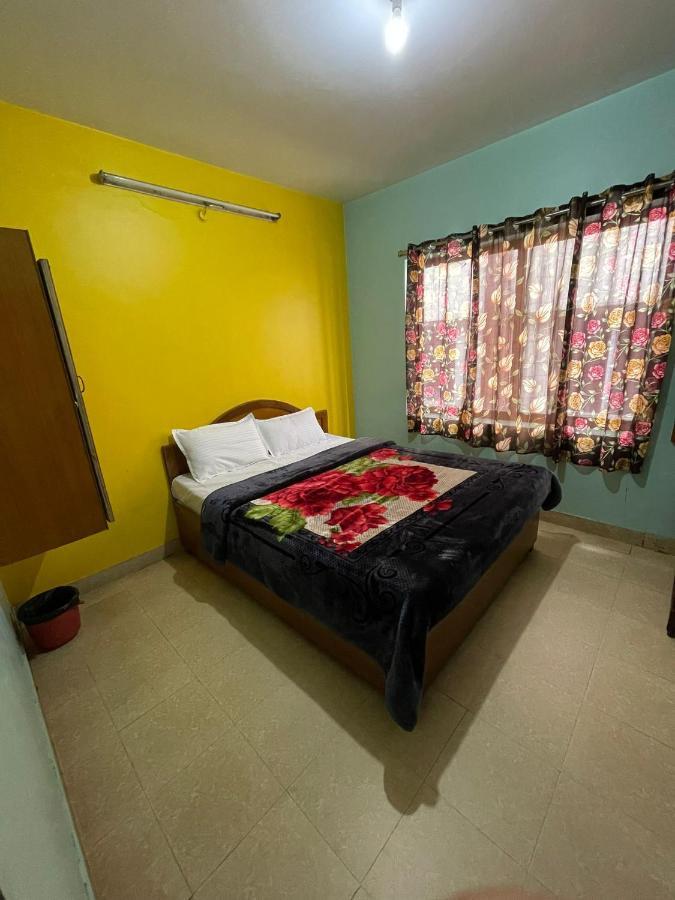Hotel Nakshatra Ooty Esterno foto