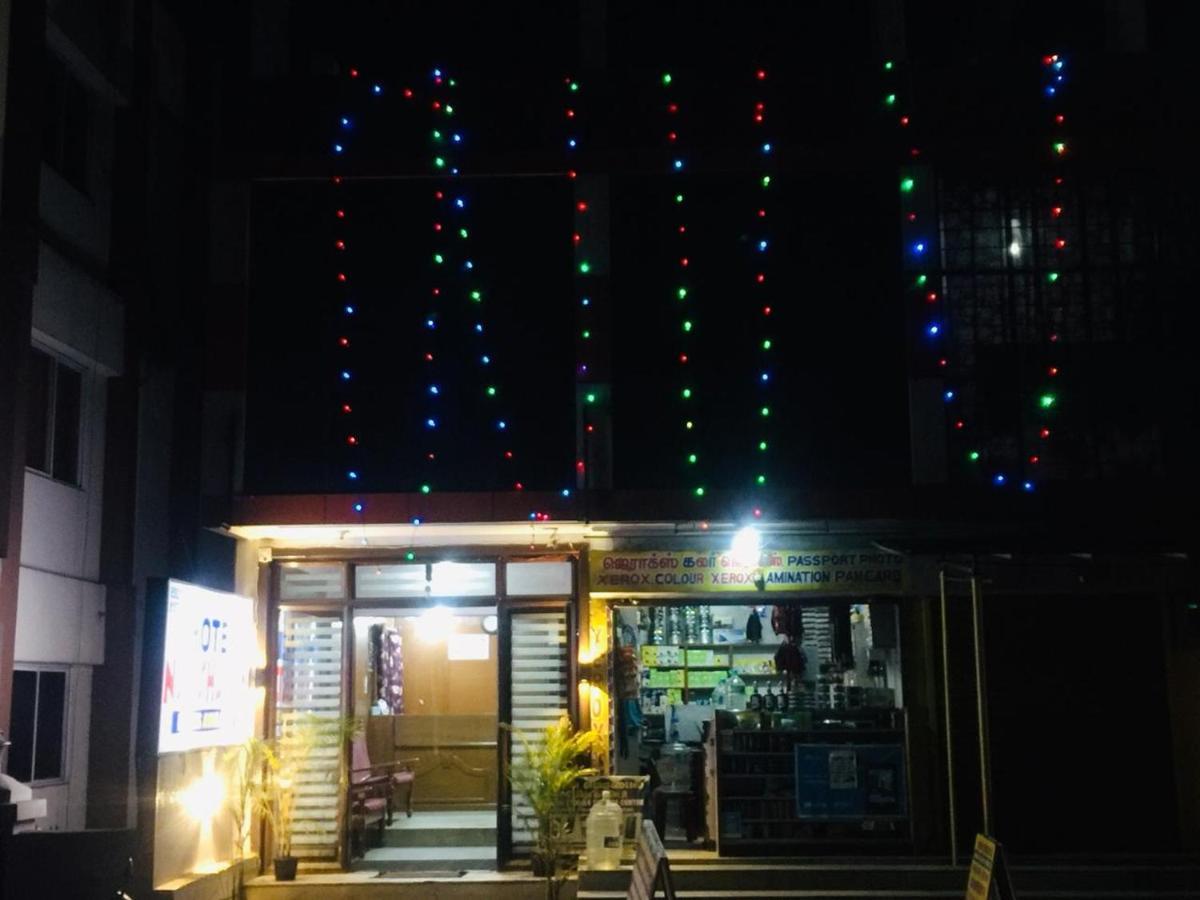 Hotel Nakshatra Ooty Esterno foto